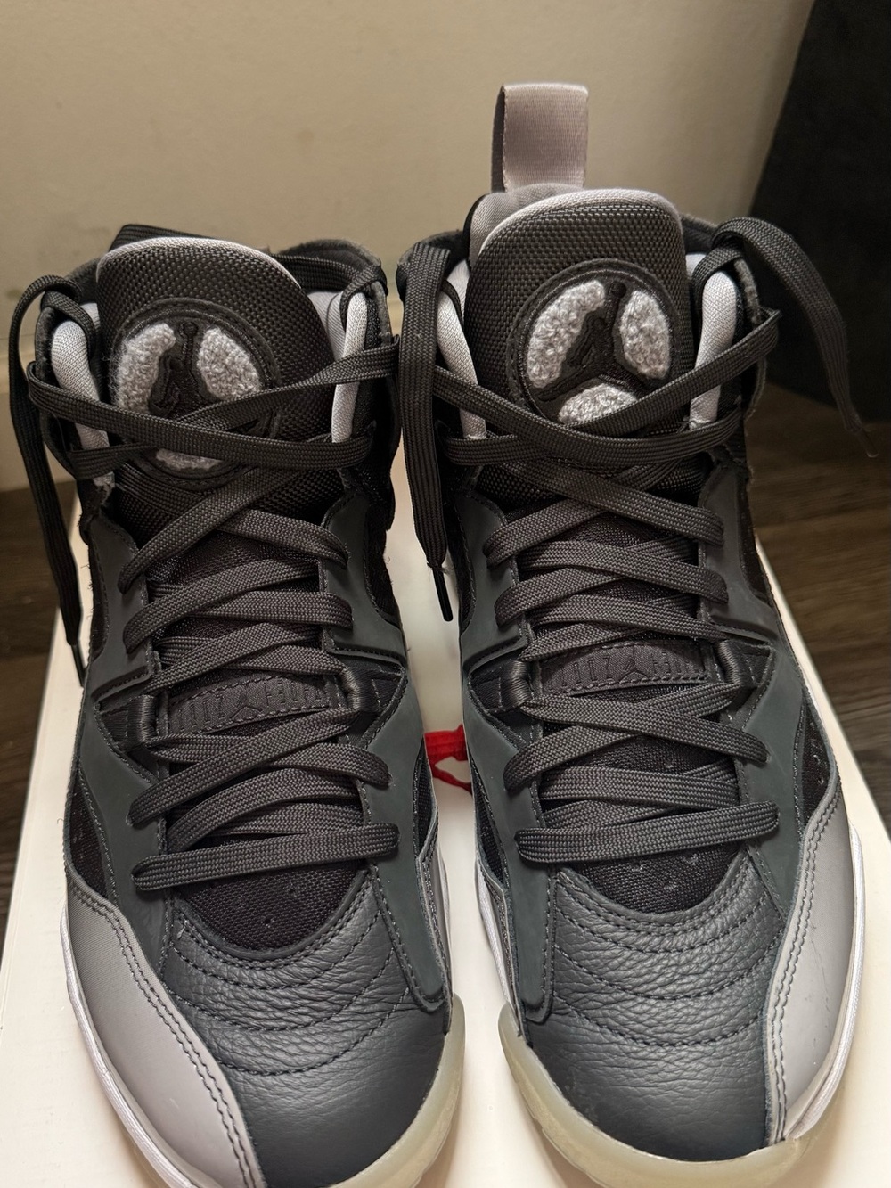 Woman Nike Jumpman two trey shoes - Picture 2 of 4